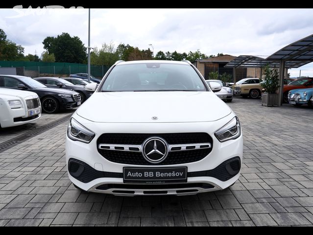 Mercedes GLA